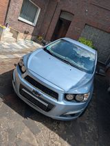 Chevrolet Aveo 1.4 LT+ LT+ - Chevrolet Aveo mit Benzin-Antrieb: Kleinwagen, 1.4