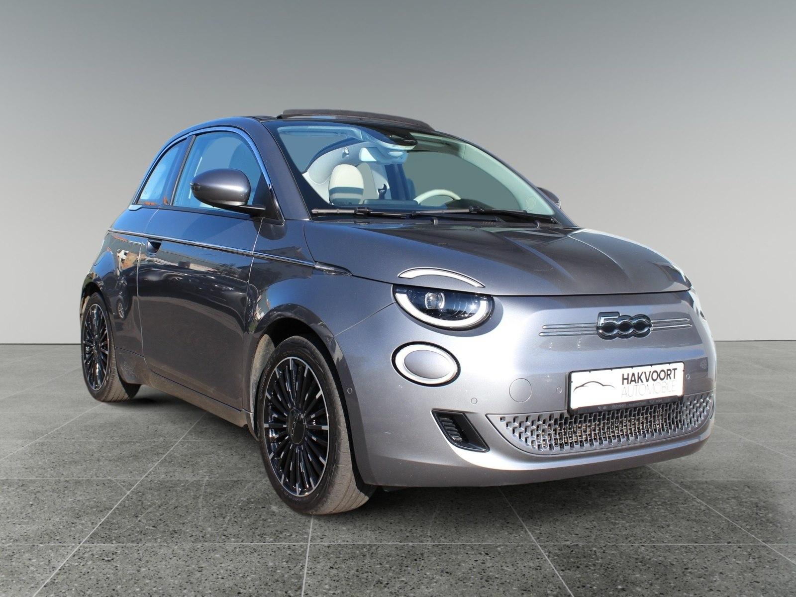 Fiat 500 e Cabrio La Prima 1 of 500 "Colore Esterno"