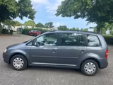 Volkswagen Touran 1.9 TDI Conceptline*KLIMA*SHZ*1.HAND*TOP* - Volkswagen Touran Conceptline mit Diesel-Antrieb