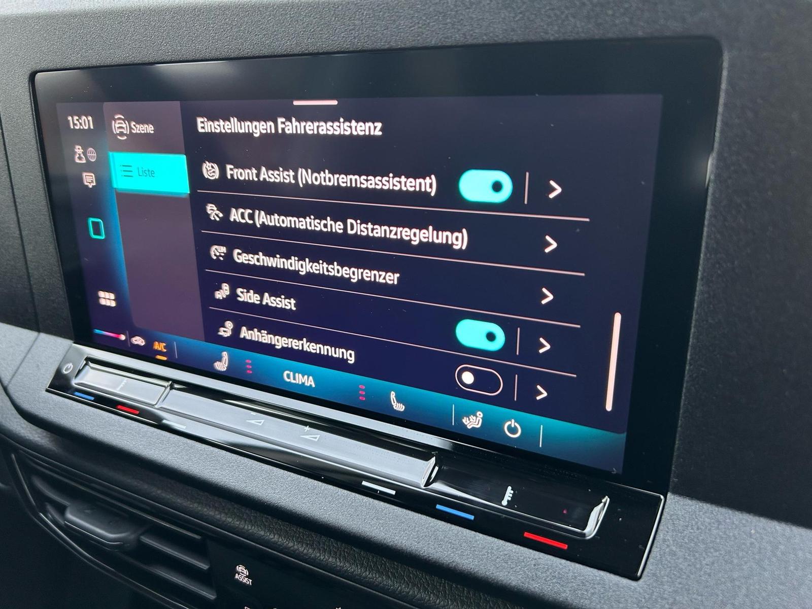 Volkswagen Caddy Kombi 1.5 TSI DSG / AHK App-Connect