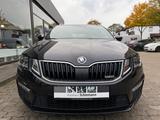 Skoda Octavia Combi RS LED/NAVI/DISTRONIC/PDC/2.HD. - Skoda Octavia Gebrauchtwagen in Bremen