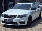 Skoda Octavia Combi RS 4x4 Pano ABT 20 Z Alus Volleder - Skoda Octavia: 20v