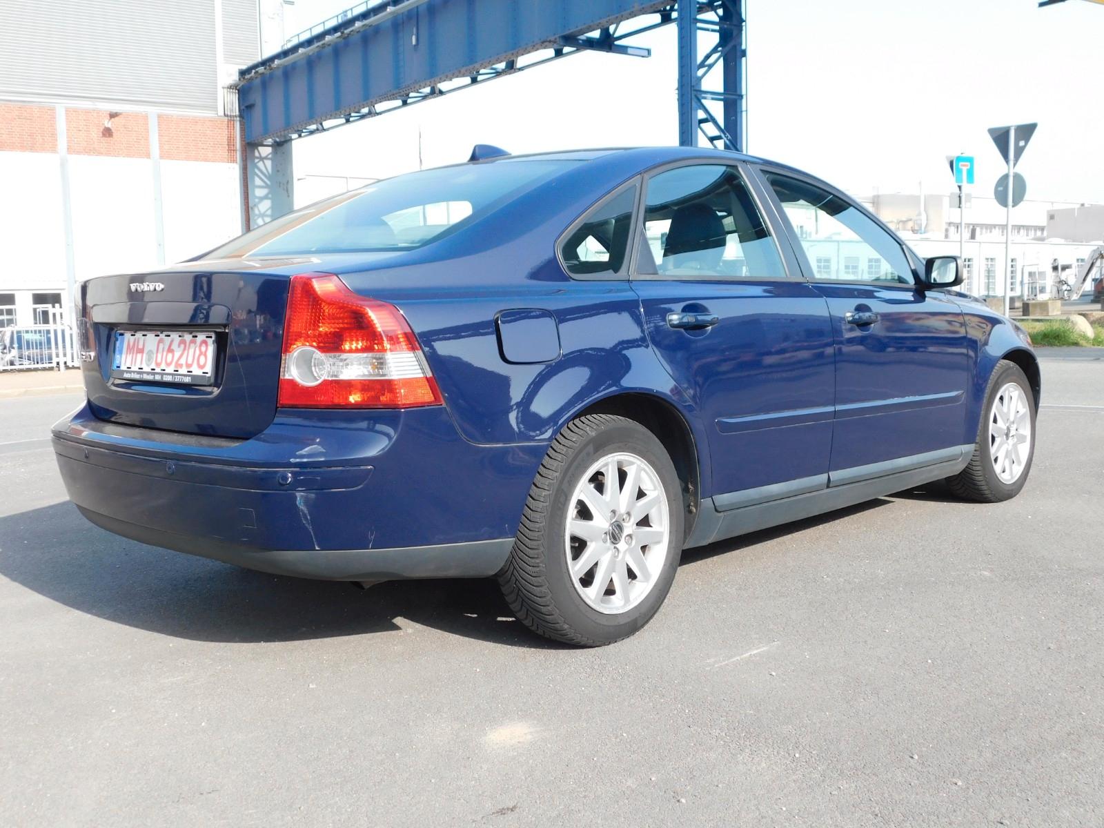 Volvo S40 Lim. 2.4 Momentum/Automatik/TUV.06.25