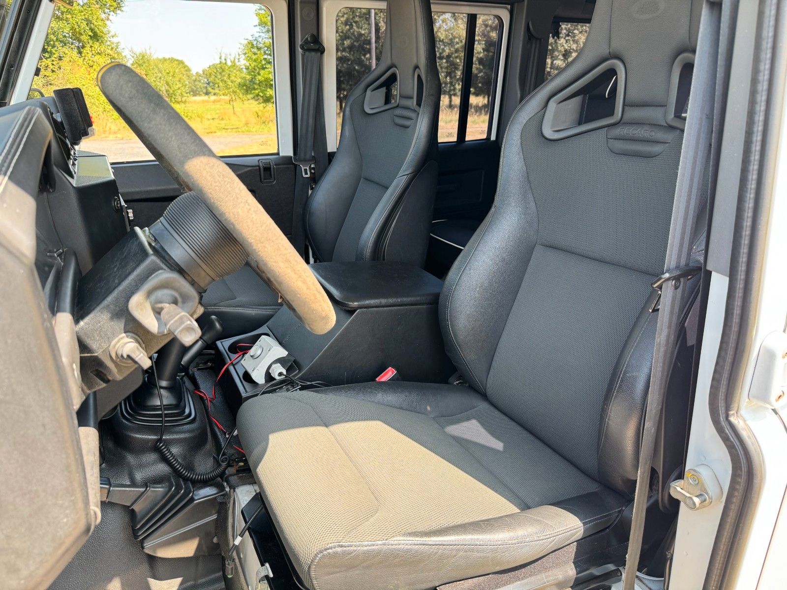 Fahrzeugabbildung Land Rover Defender 110 E Station Wagon "VK nur an GEWERBE"