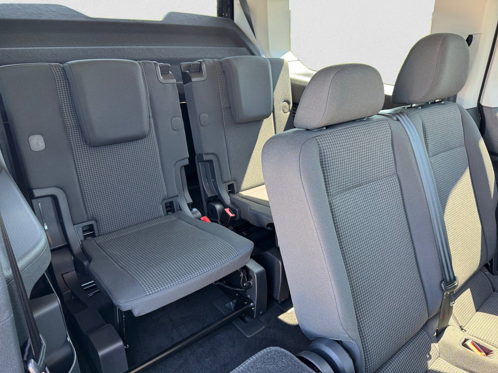 Volkswagen Caddy Maxi - Bild 14