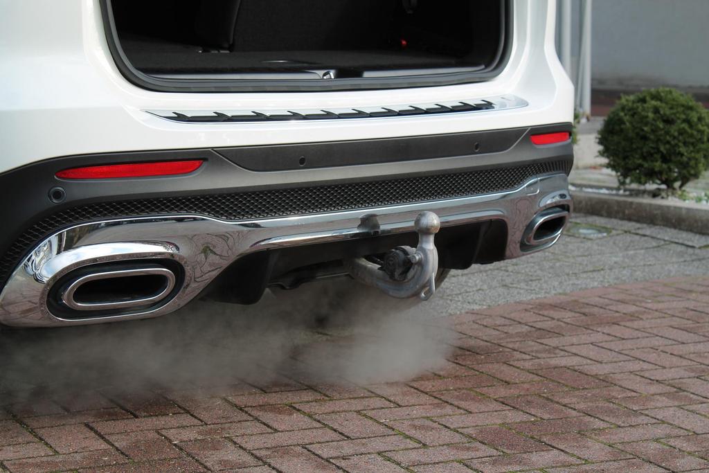 Mercedes-Benz GLB 200