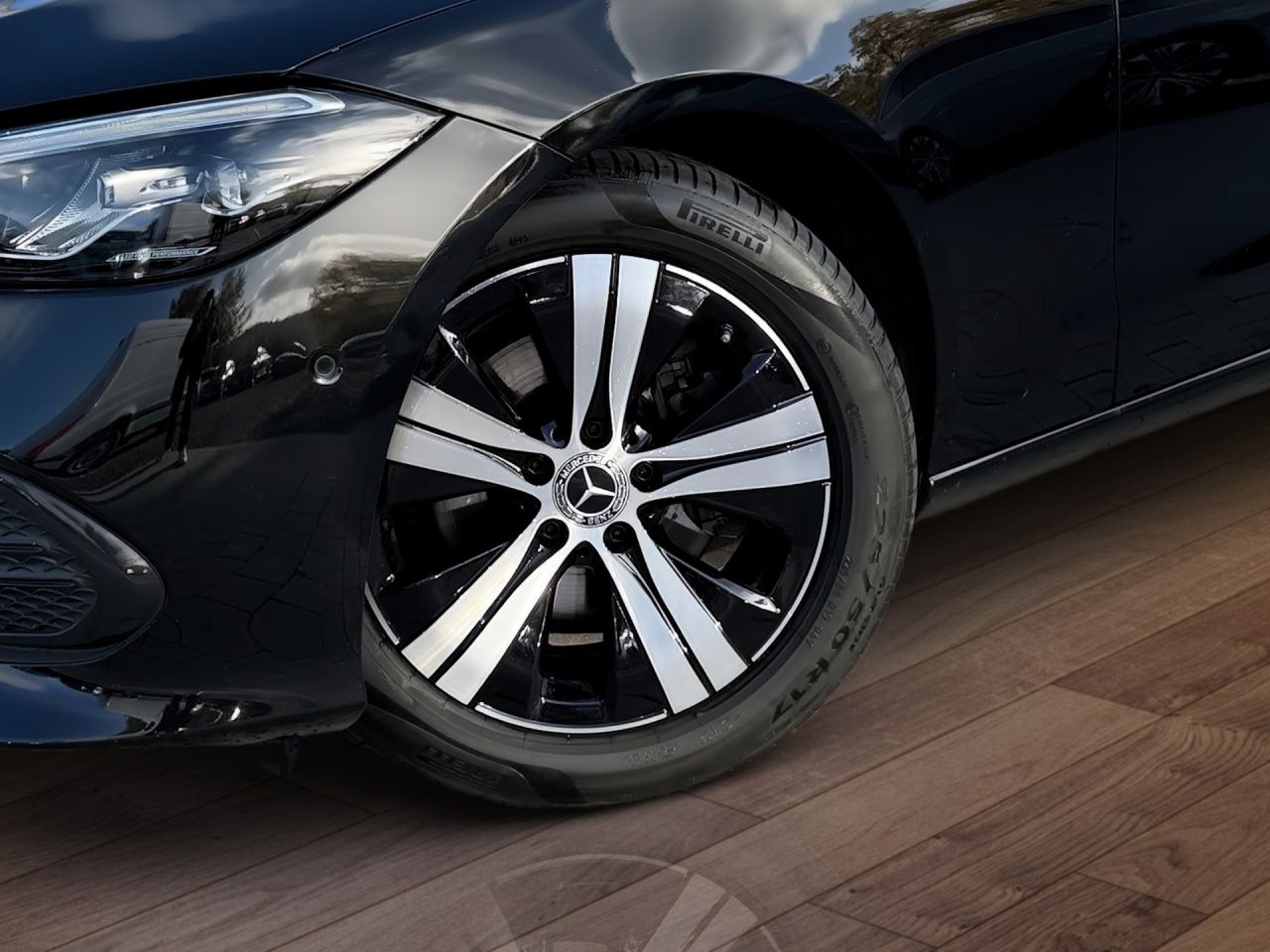 Fahrzeugabbildung Mercedes-Benz C 180 T AVANTGARDE+AHK+LED+CARPLAY+EL.HECKKL+