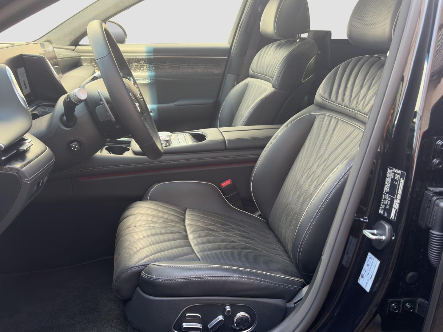 Genesis G90 LUXURY SBW *CAM*LEDER*PANO*CARPLAY*MASSAGE*A