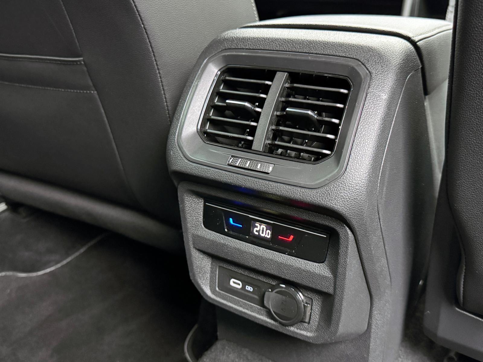 Fahrzeugabbildung Volkswagen 2.0 TSI R-LINE/4MOTION/7-SITZE/AHK/MATRIX/HUD/AC