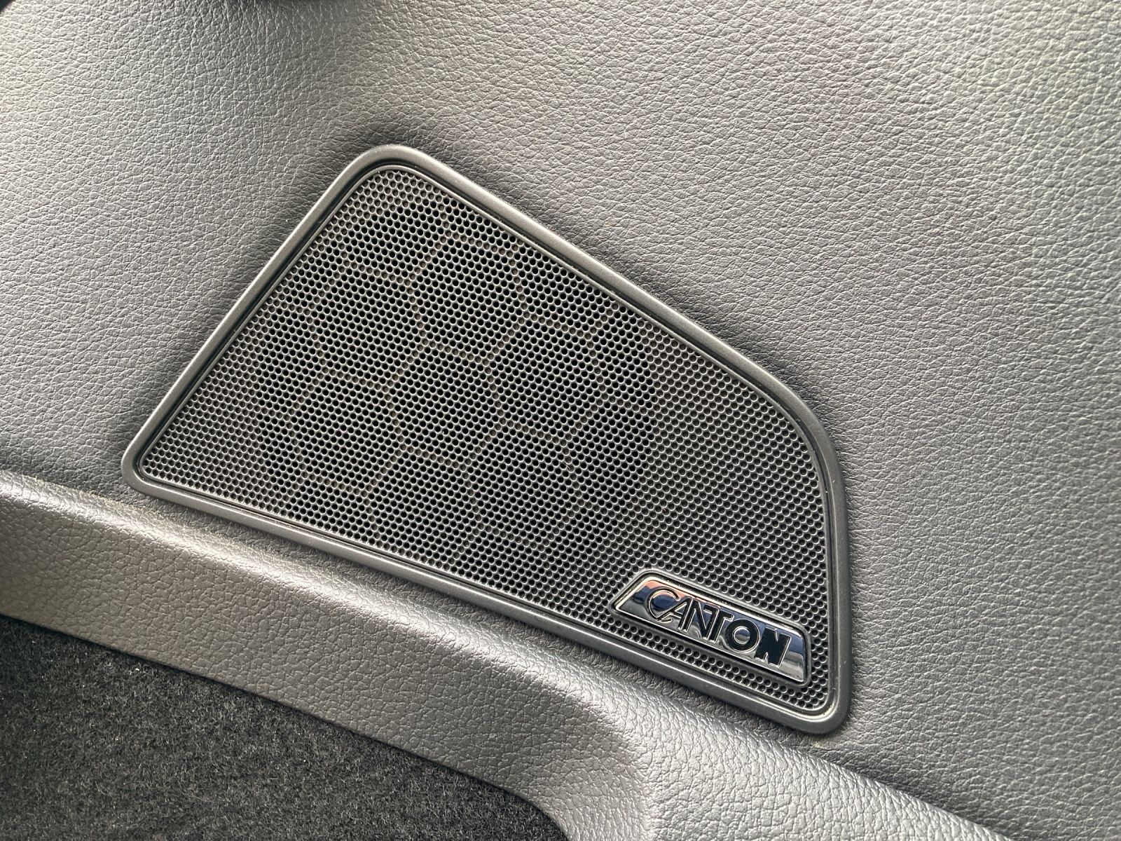 Fahrzeugabbildung SKODA Superb Combi L&K iV