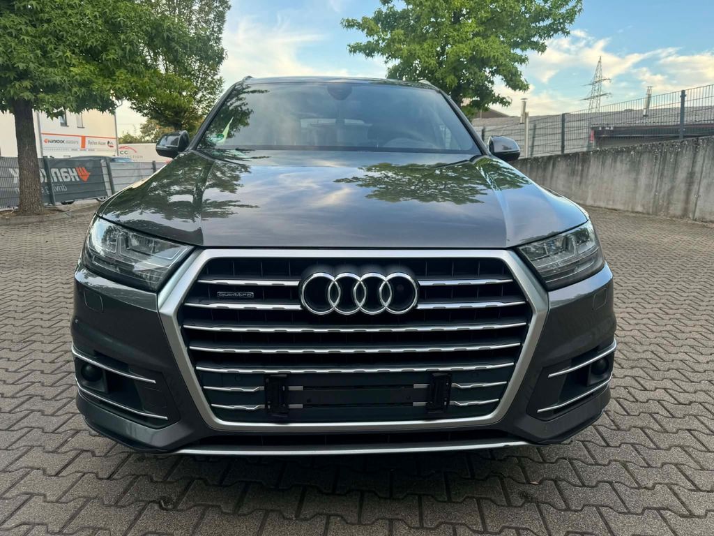 Image of Audi Q7