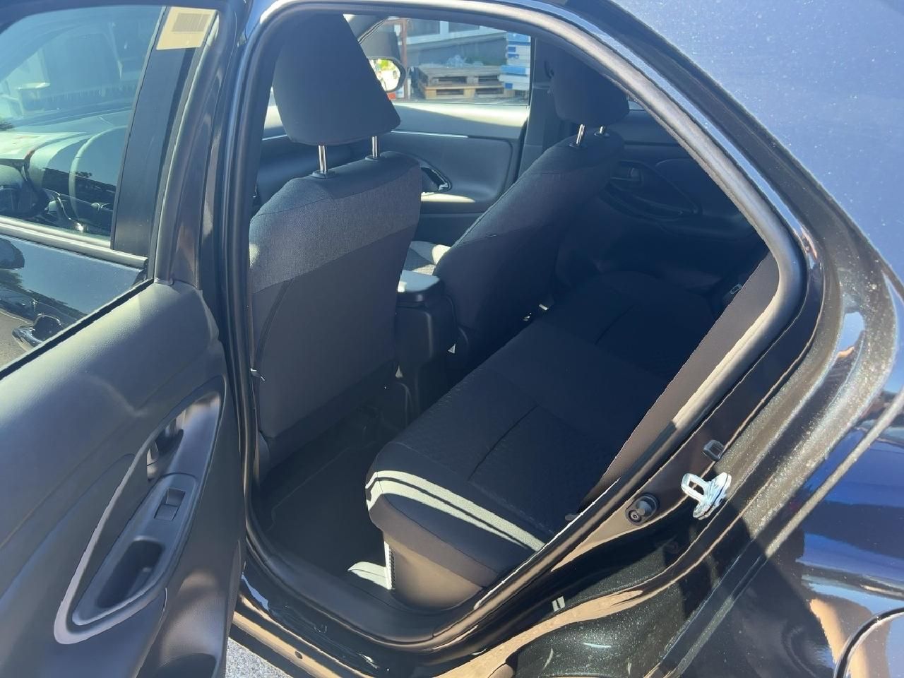 Fahrzeugabbildung Toyota Yaris Cross 1,5 Hybrid Teamplayer *Safety+Winter