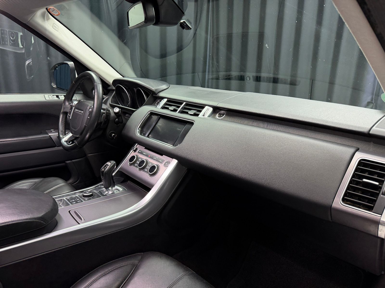 Fahrzeugabbildung Land Rover Range Rover Sport HSE Dynamic|AHK|PANO