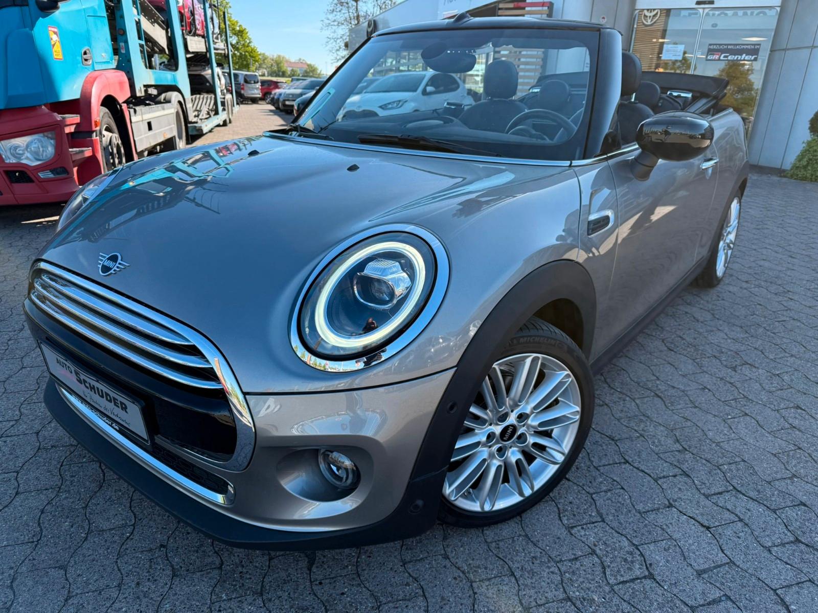 MINI Cooper Cabrio