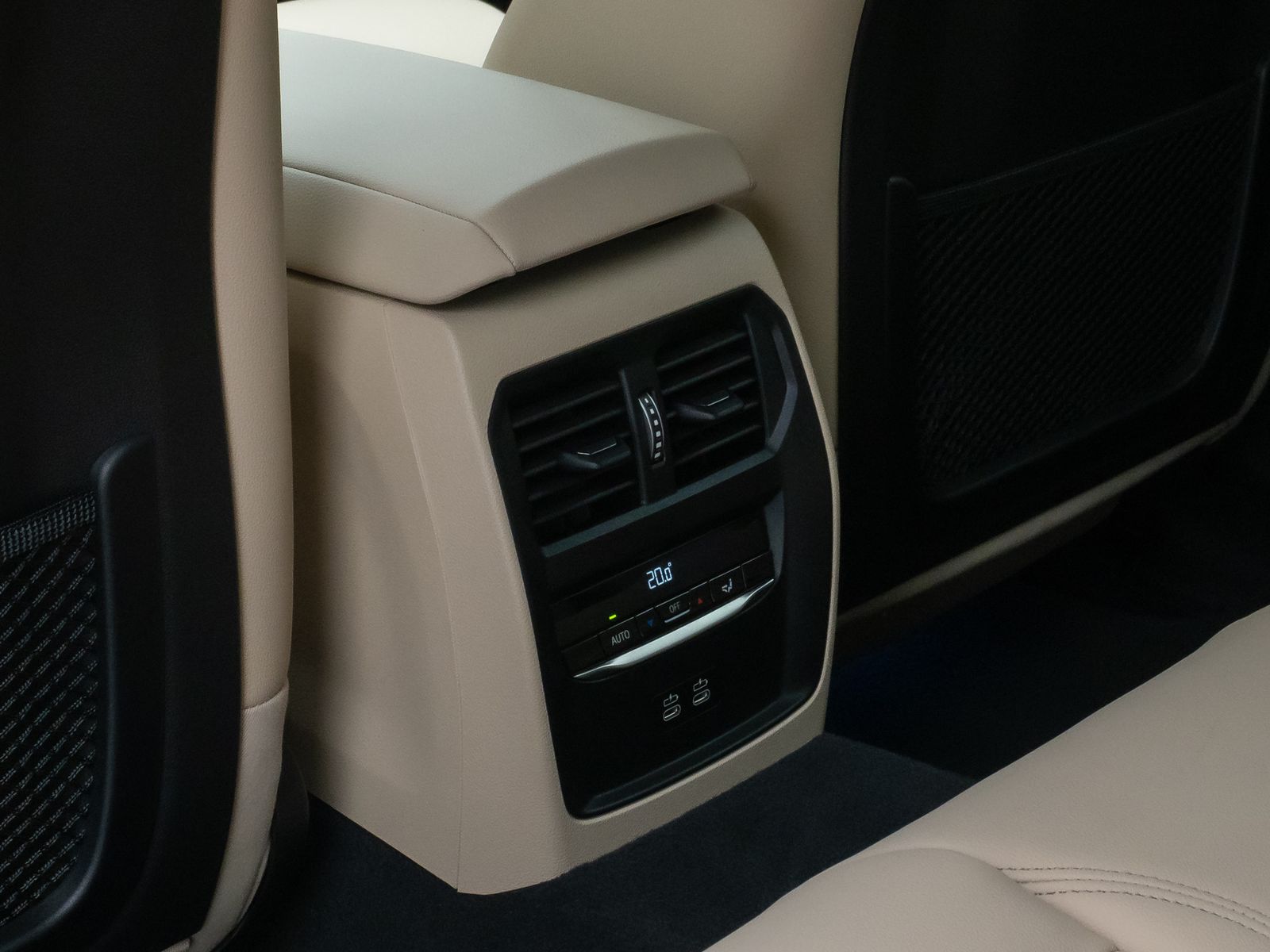 Fahrzeugabbildung BMW i4 eD40 Gran Coupè M Sport Kamera DAB H/K 19Zoll