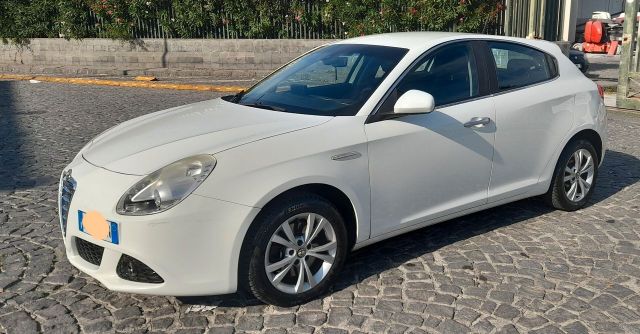 Alfa Romeo Giulietta 2.0 JTDm-2 140 CV Distincti