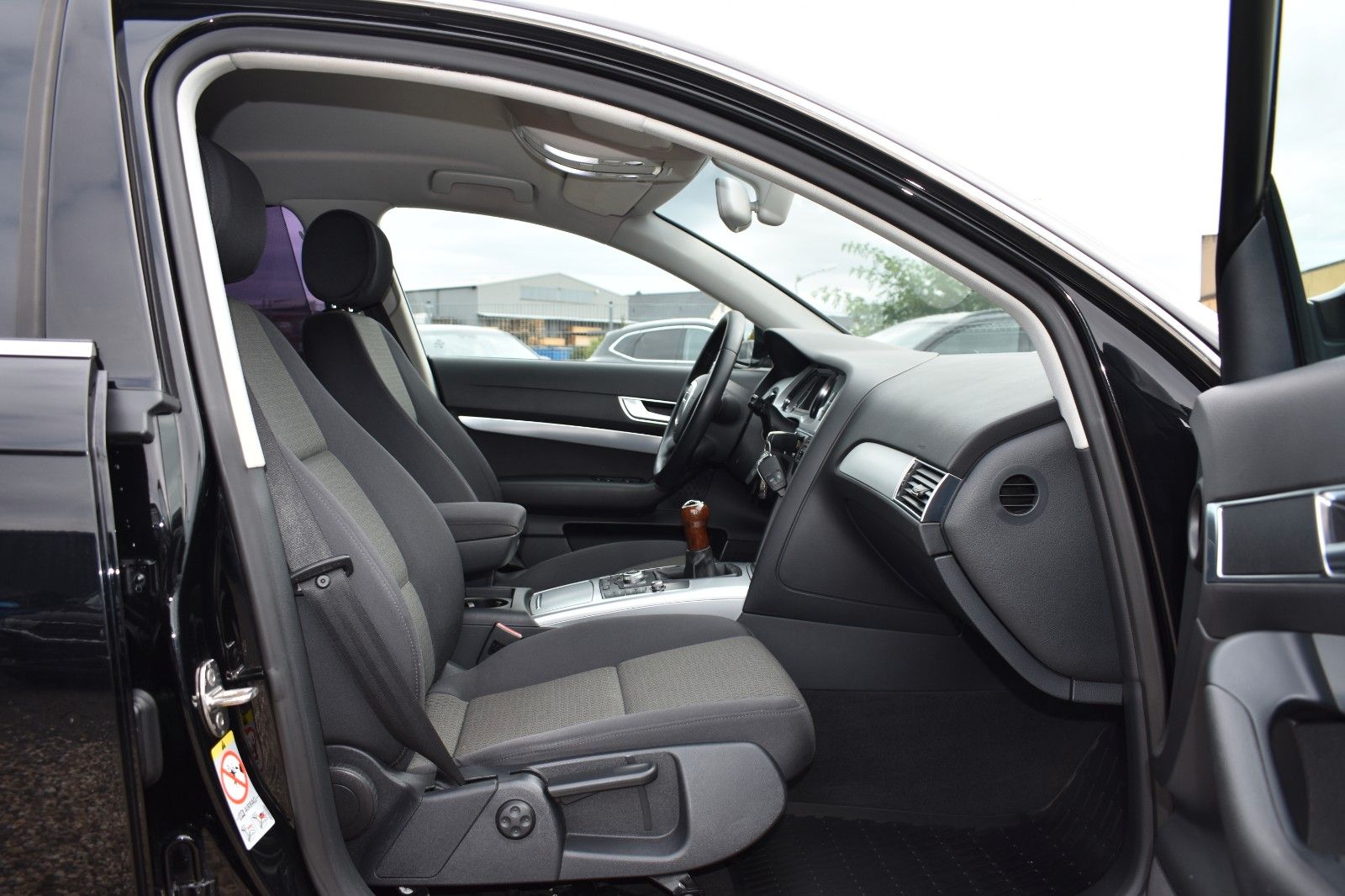 Fahrzeugabbildung Audi A6 Lim. 2.7 TDI Standheizung Kamera