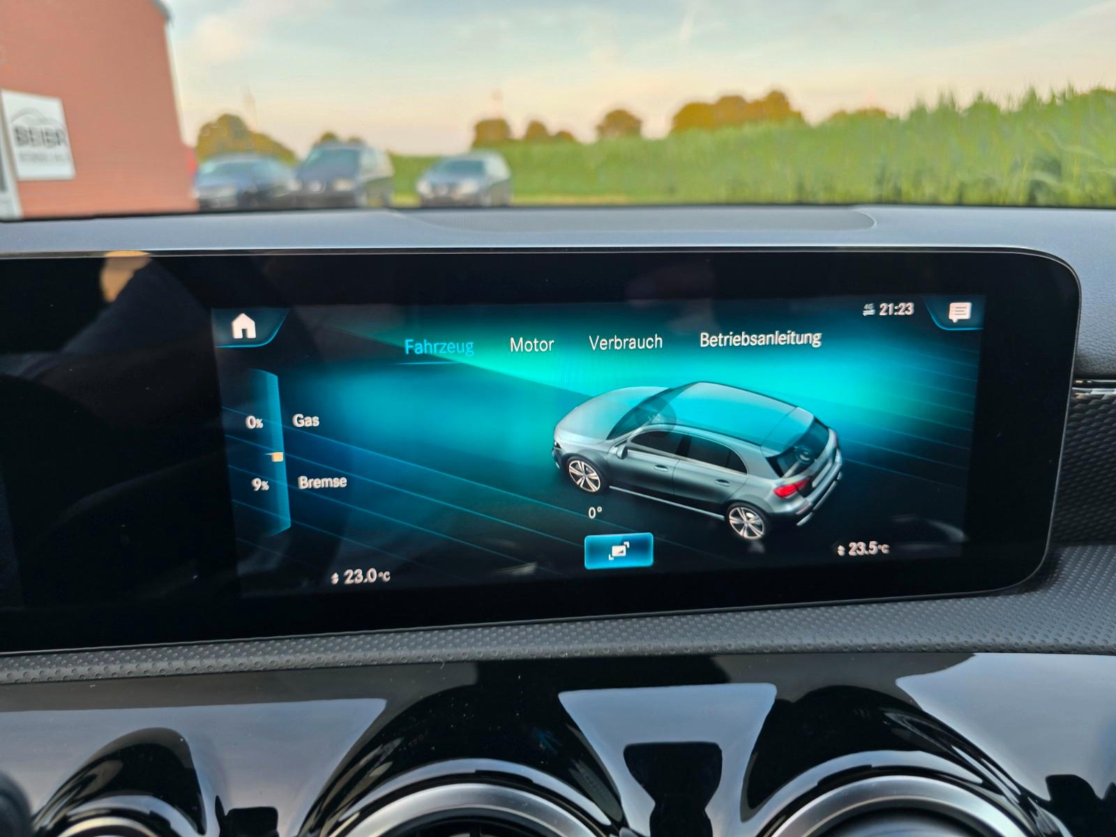 Mercedes-Benz A-Class Progressive LED Leder Kamera Alu 17 MBUX, миниатюра 24