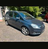 Opel Zafira 2.2 direct Sport Automatik Sport - Opel Zafira Sport mit Benzin-Antrieb