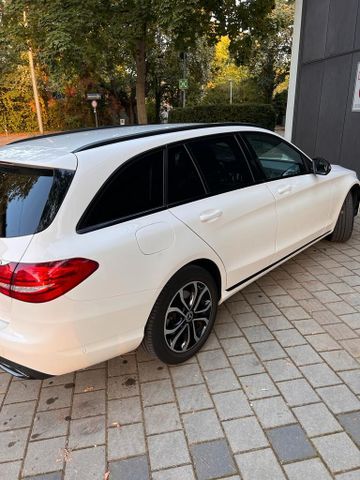 MERCEDES-BENZ C 220 d 4MATIC T Autom. -