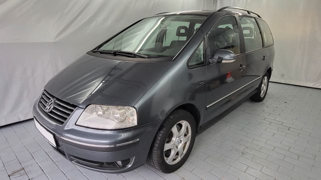 Volkswagen Sharan Highline Automatik+Navi+Pano+SHZ+Klima