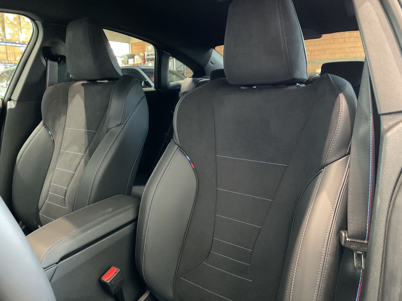 Fahrzeugabbildung BMW 220 Head-Up, Harman/Kardon, Lenkradheizung DAB