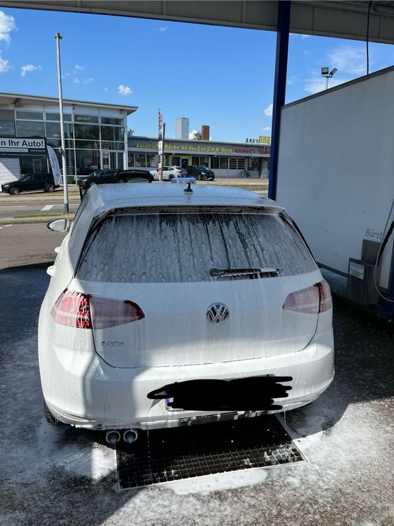 Image of Volkswagen Golf