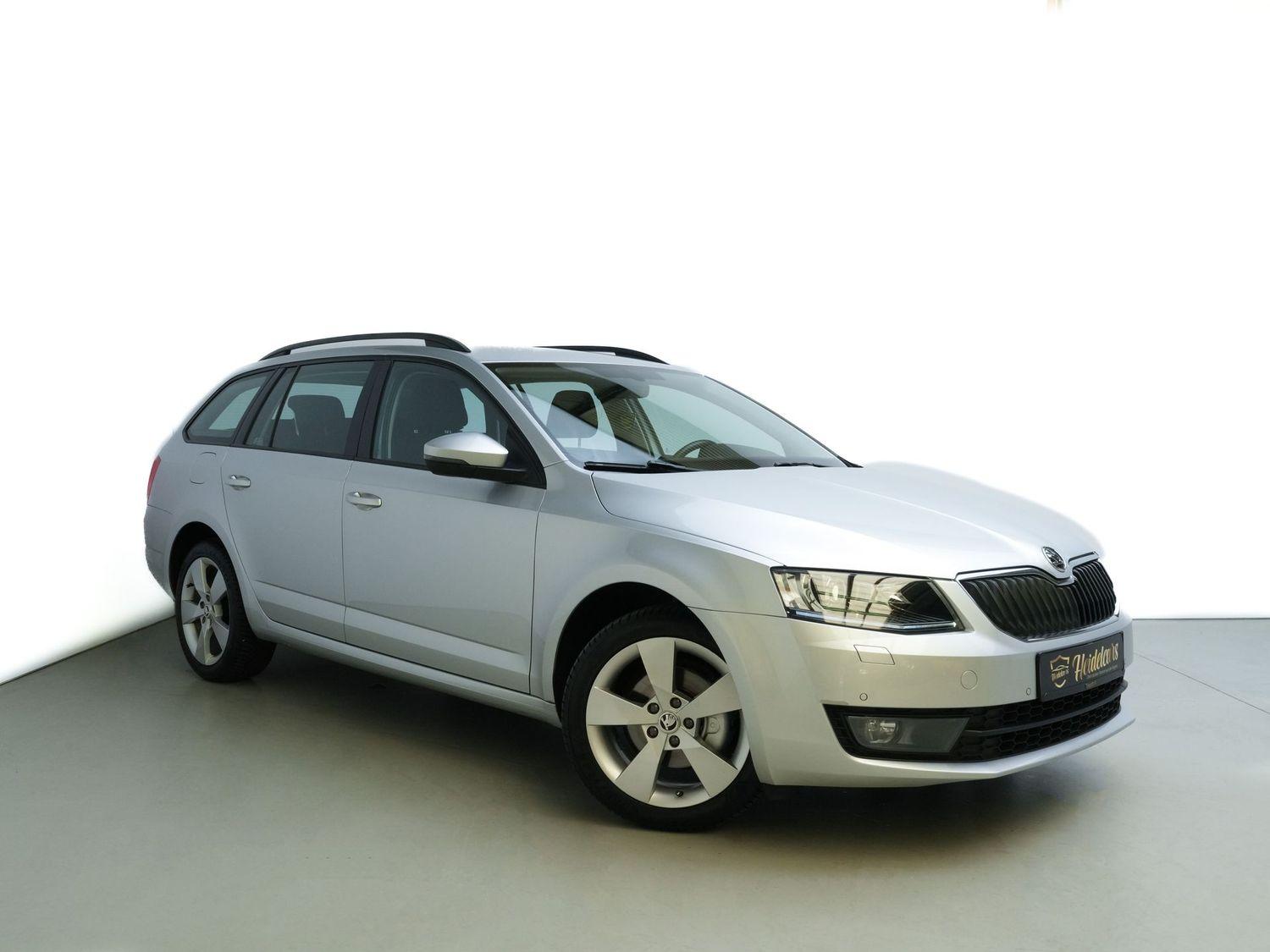 Skoda Octavia Style TEMPO*PDC*NAVI*XENON