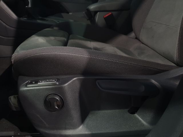 Fahrzeugabbildung Volkswagen Tiguan 1.5 TSI DSG Life STANDHZG NAVI RFK LED AC