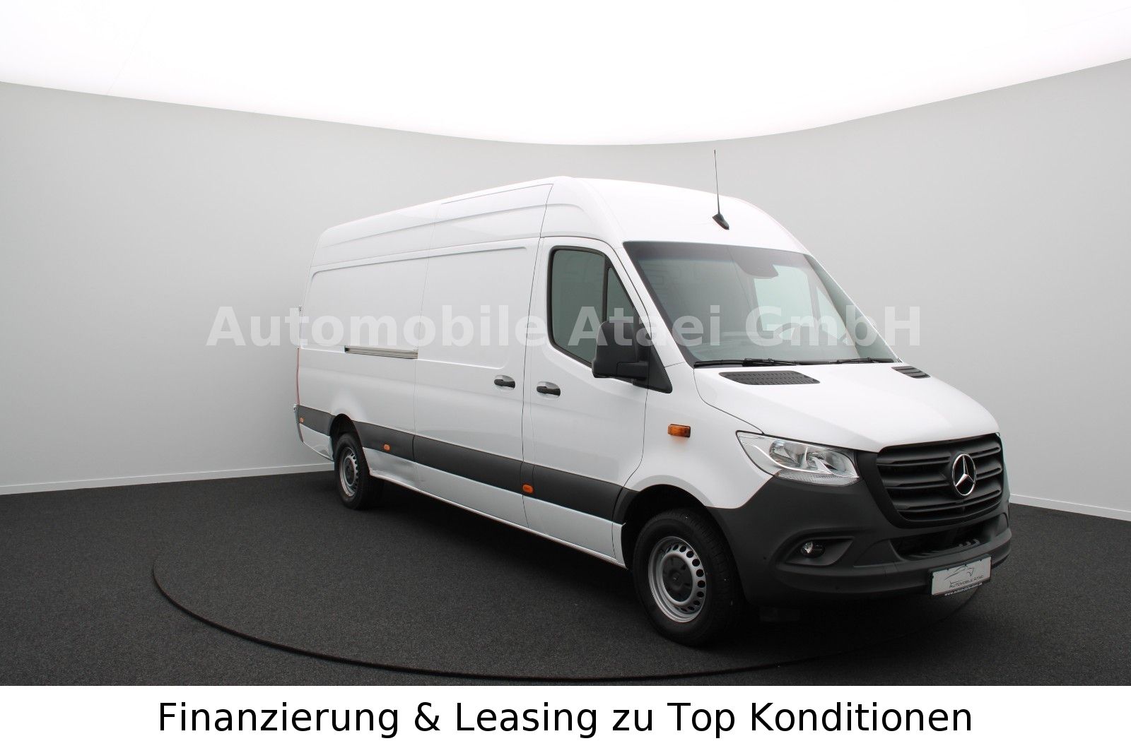 Fahrzeugabbildung Mercedes-Benz Sprinter 317 Maxi Automatik AHK 3,5t+360° (0616)