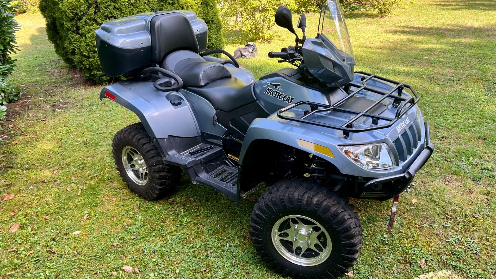 Arctic Cat 700 2010 — photo 7