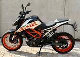 KTM 390 Duke - KTM Motorräder in Freiburg