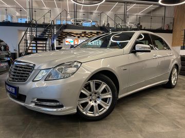 Mercedes-Benz E 350 CDI 4Matic *SPEEDTRONIIC*AHK*NAVI*SZHZ*