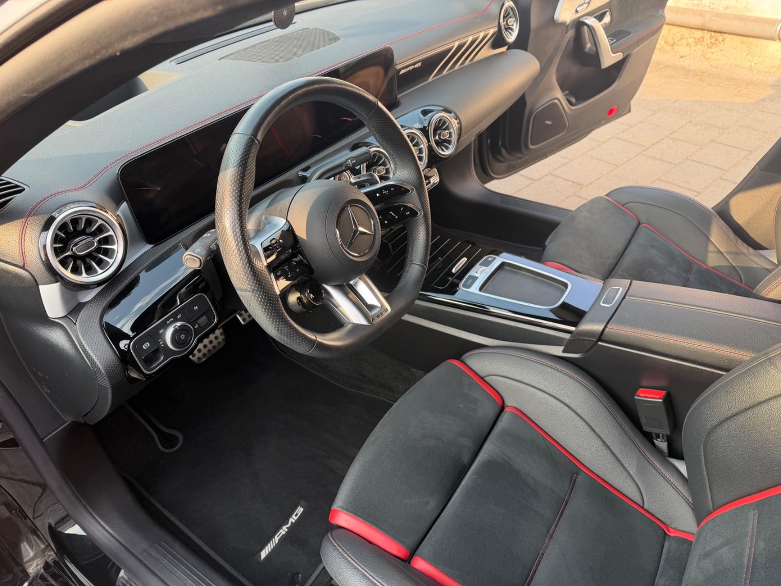 Mercedes-Benz CLA 35 AMG Shooting Break 