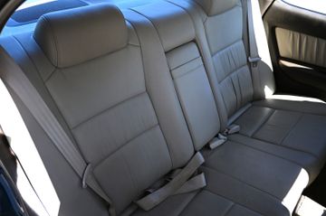Mazda Sentia Exclusive V6 – Bild 18