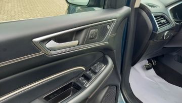 Fahrzeugabbildung Ford Edge Vignale 4x4    TOP ZUSTAND