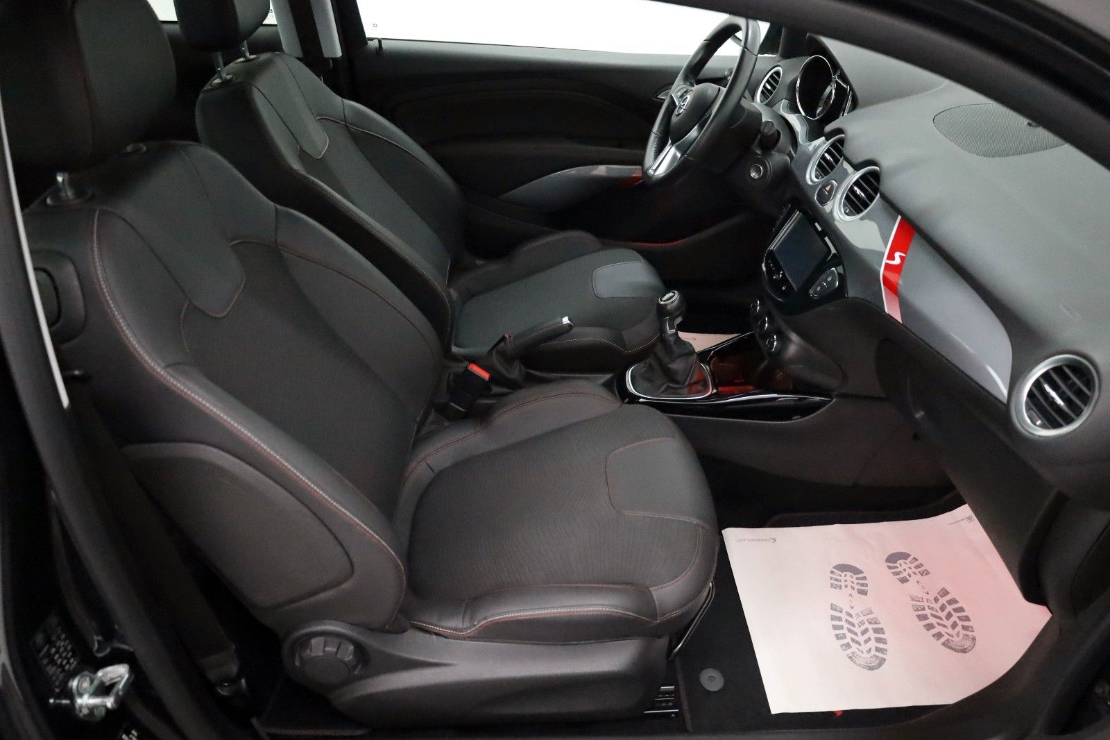 Fahrzeugabbildung Opel Adam S OPC Performance T.Leder,8 fach bereift