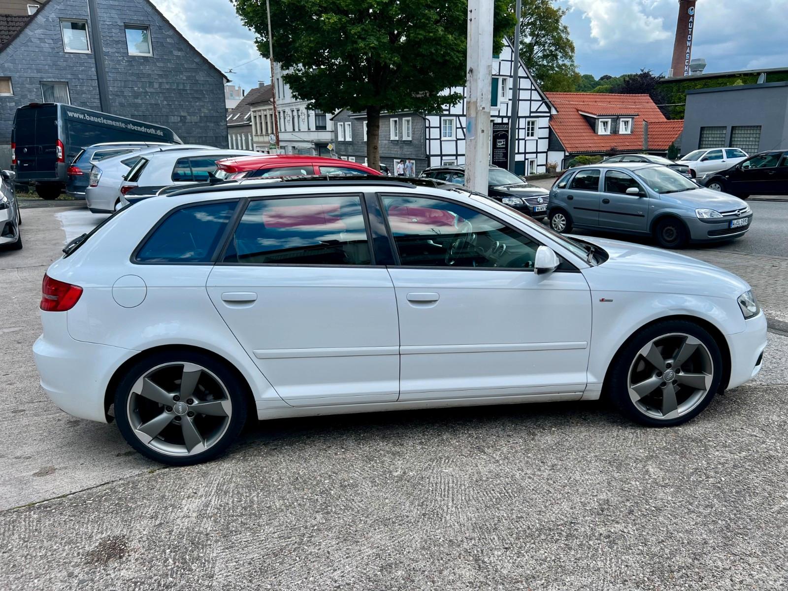 Audi A3 2.0 TDI S line Sportpaket plus/Panorama/BOSE