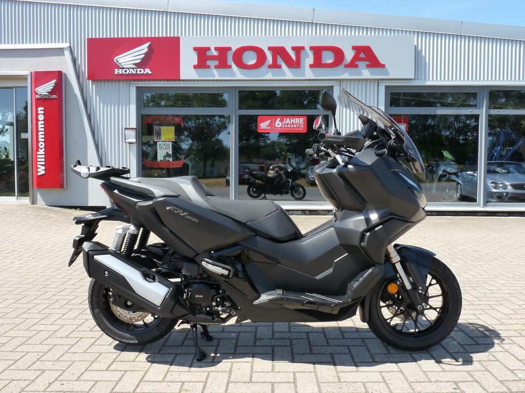 Honda ADV 350 ABS sehr gepflegt, wenig km