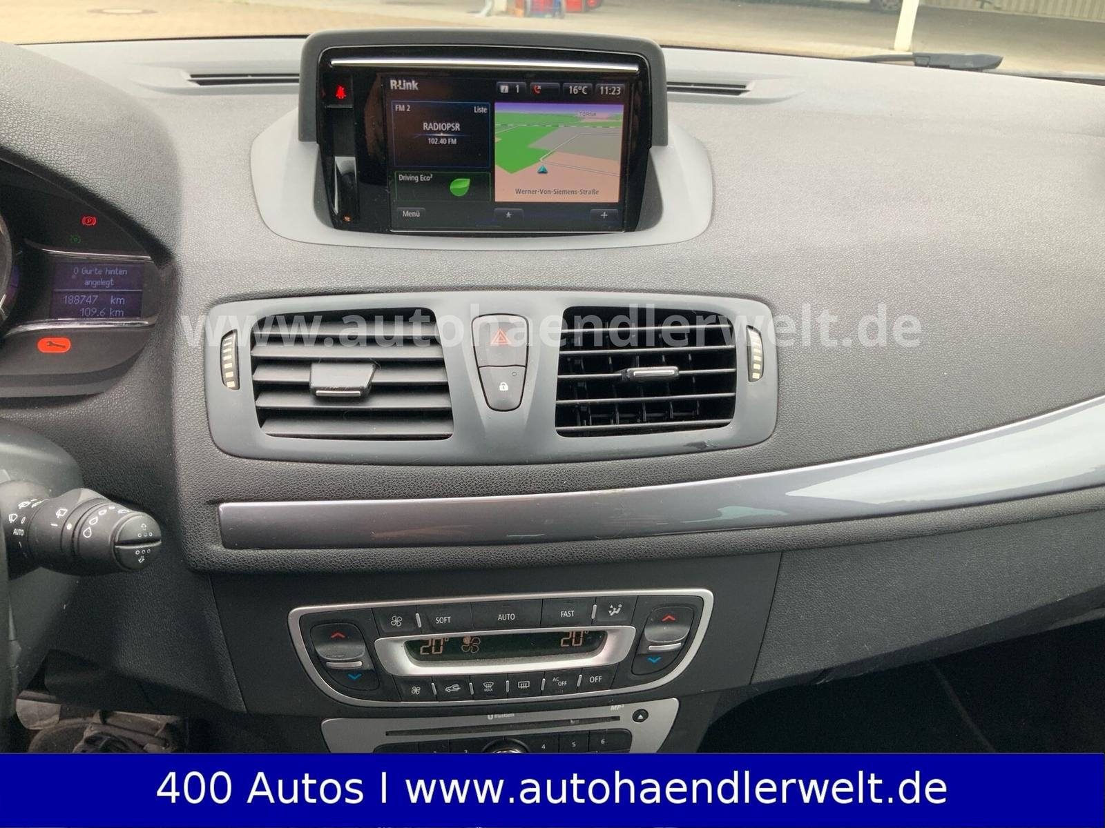 Renault Megane 2015 — photo 14
