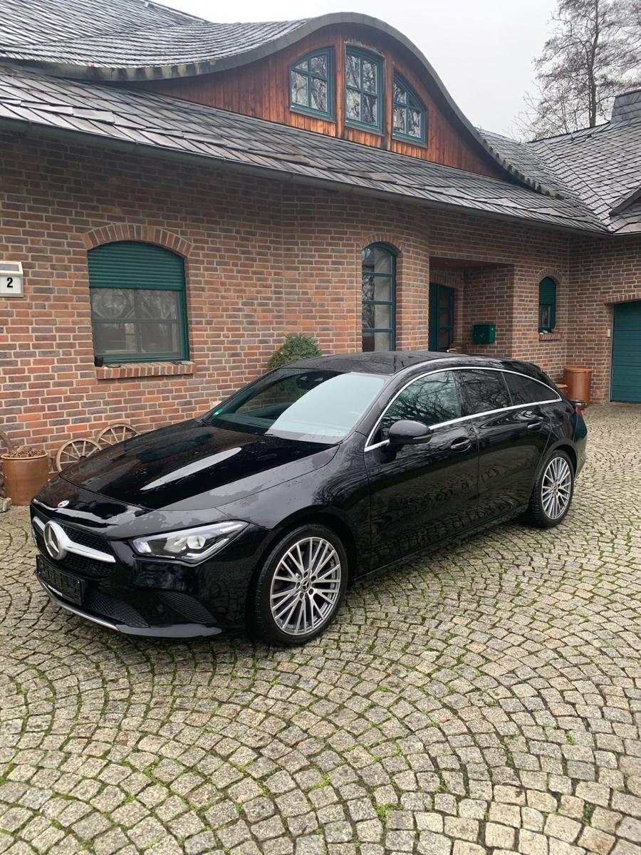 Mercedes-Benz CLA Shooting Brake CLA 220 d 4Matic/PANO/LED/AHK