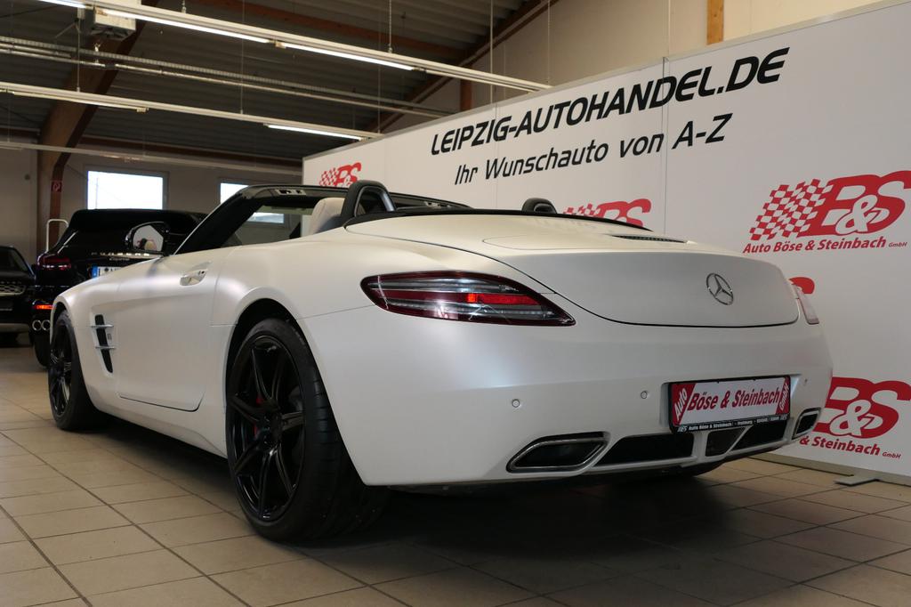 Mercedes-Benz SLS AMG