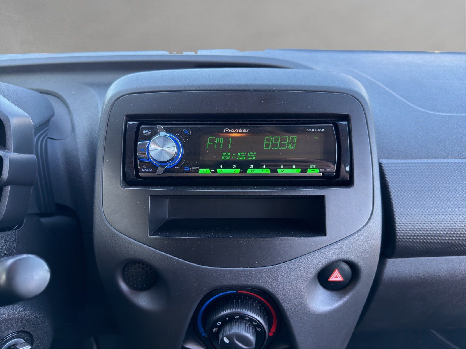 Fahrzeugabbildung Toyota Aygo 1.0 x 1. Hd., Klima, el. FH vo., Scheckheft