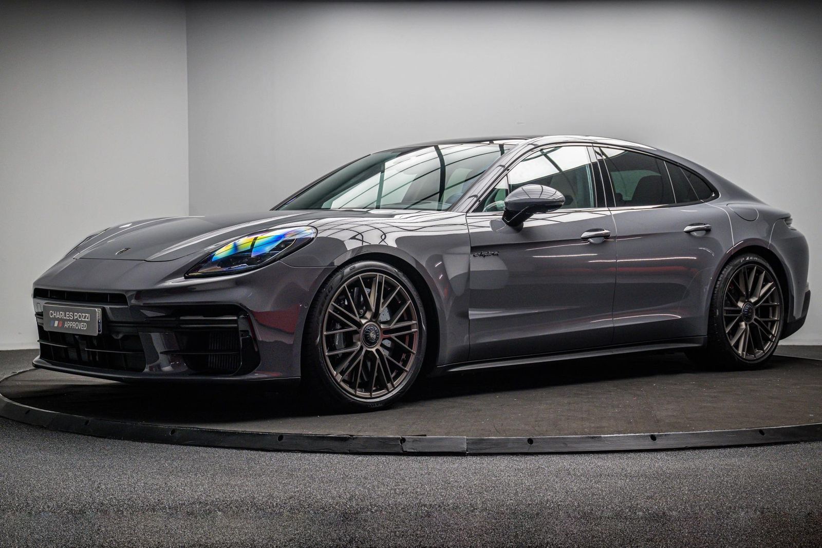 PORSCHE Panamera TURBO S E-HYBRID G3 - 4.0 V8 78