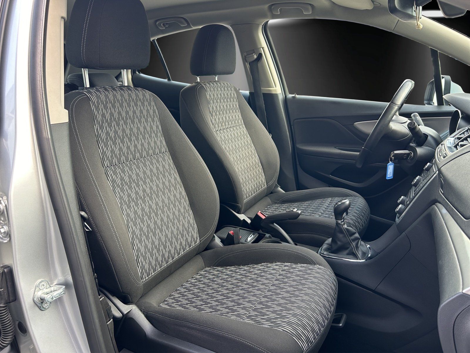 Fahrzeugabbildung Opel Mokka 1.6 Edition ecoFlex Sitzheizung/Garantie