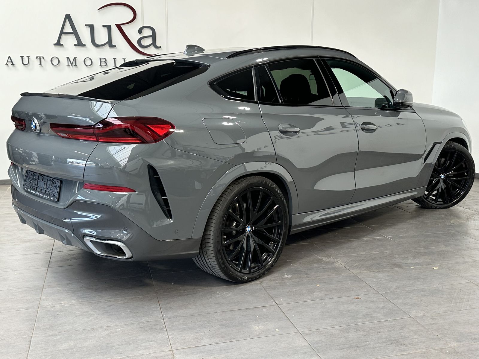 Fahrzeugabbildung BMW X6 xDrive30d M-Sport NAV+LASER+AHK+PANO+HEAD-UP
