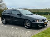 Volkswagen Golf 2.0 GTI 16V 20 Jahre GTI 20 Jahre Nissan - Volkswagen Golf aus 1997: GTI