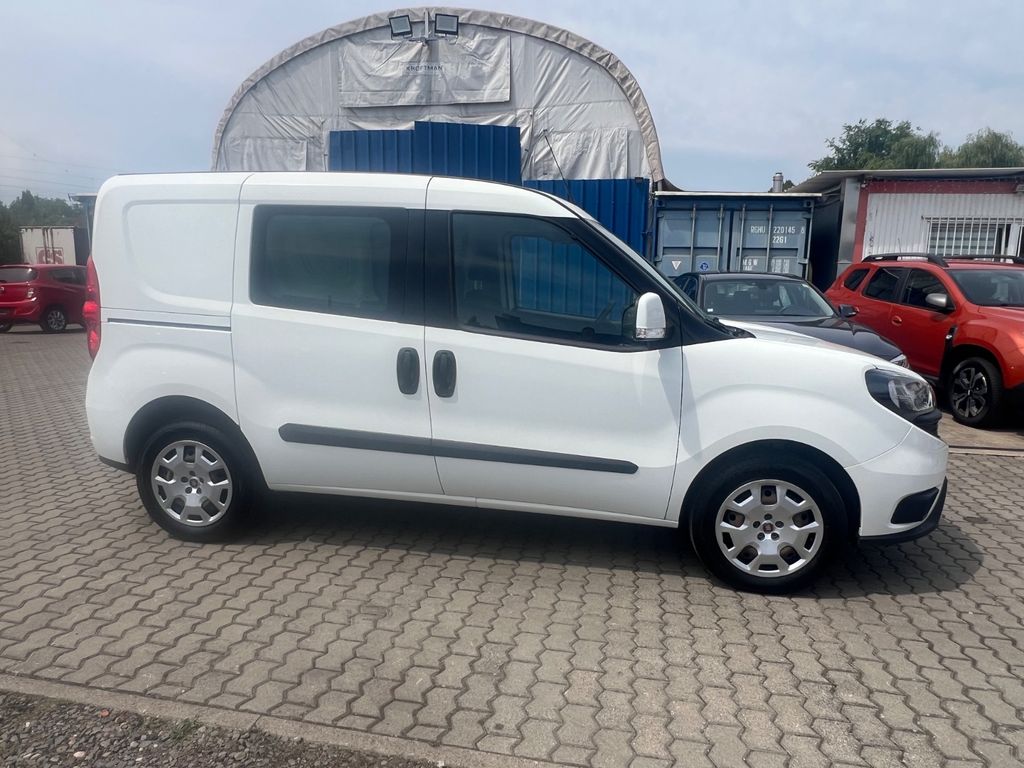 Fiat Doblo Doblò SX Kasten CNG UND BENZIN EURO 6 CH Fiat Doblo Doblò SX Kasten CNG UND BENZIN EURO 6 CH