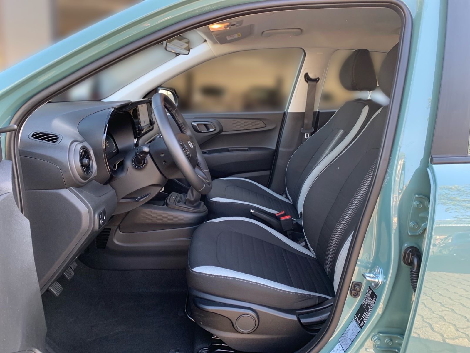 Fahrzeugabbildung Hyundai i10 1.0 Select Navi Kamera