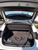 BMW X1 sDrive18d SportLine Sport Line, 8fach bereift - BMW X1: 1.8